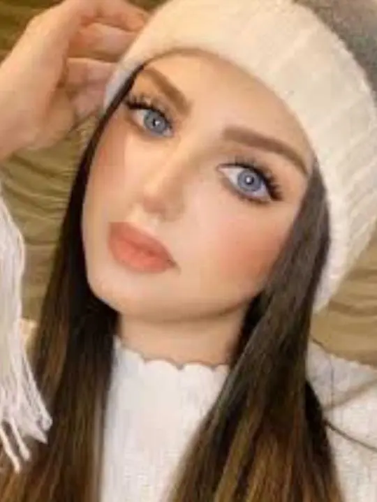 cedepax709 (18) female from GB - sexting partner