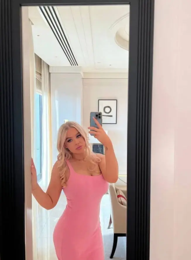 cefami (18) female from US - sexting partner