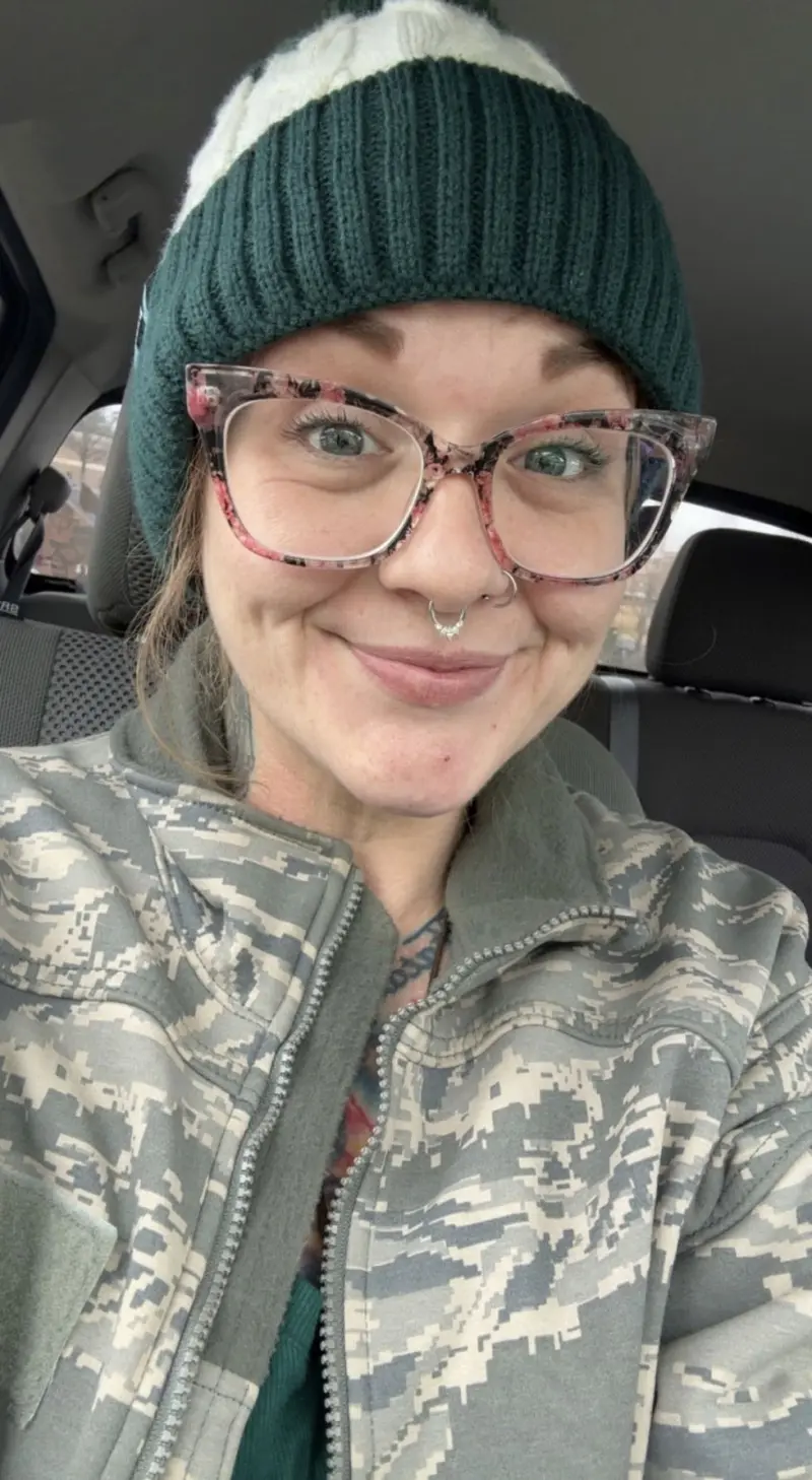 celineschmidt323 from US