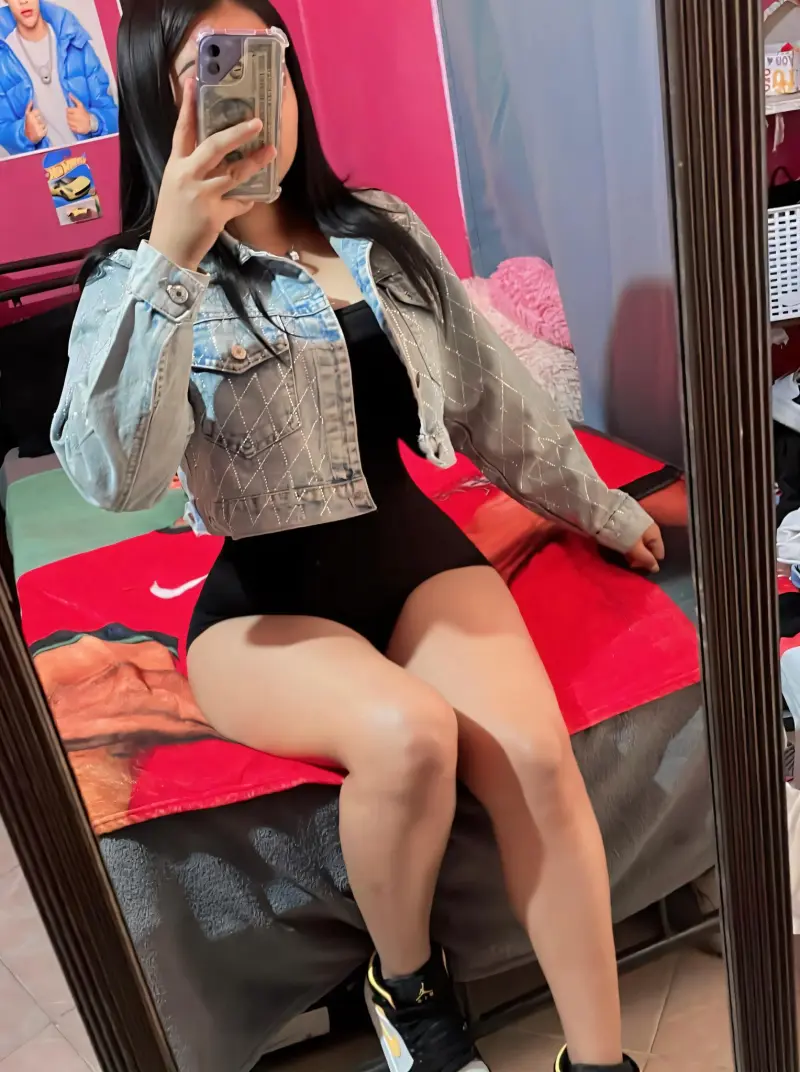 cidew70772 (18) female from US - sexting partner