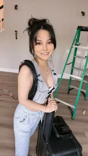 ciwaj13353 (18) female from US - sexting partner