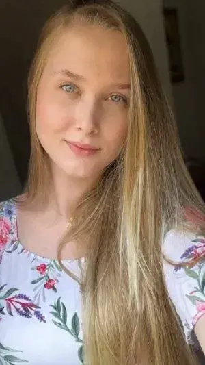 ciwale6700 (21) female from DE - sexting partner