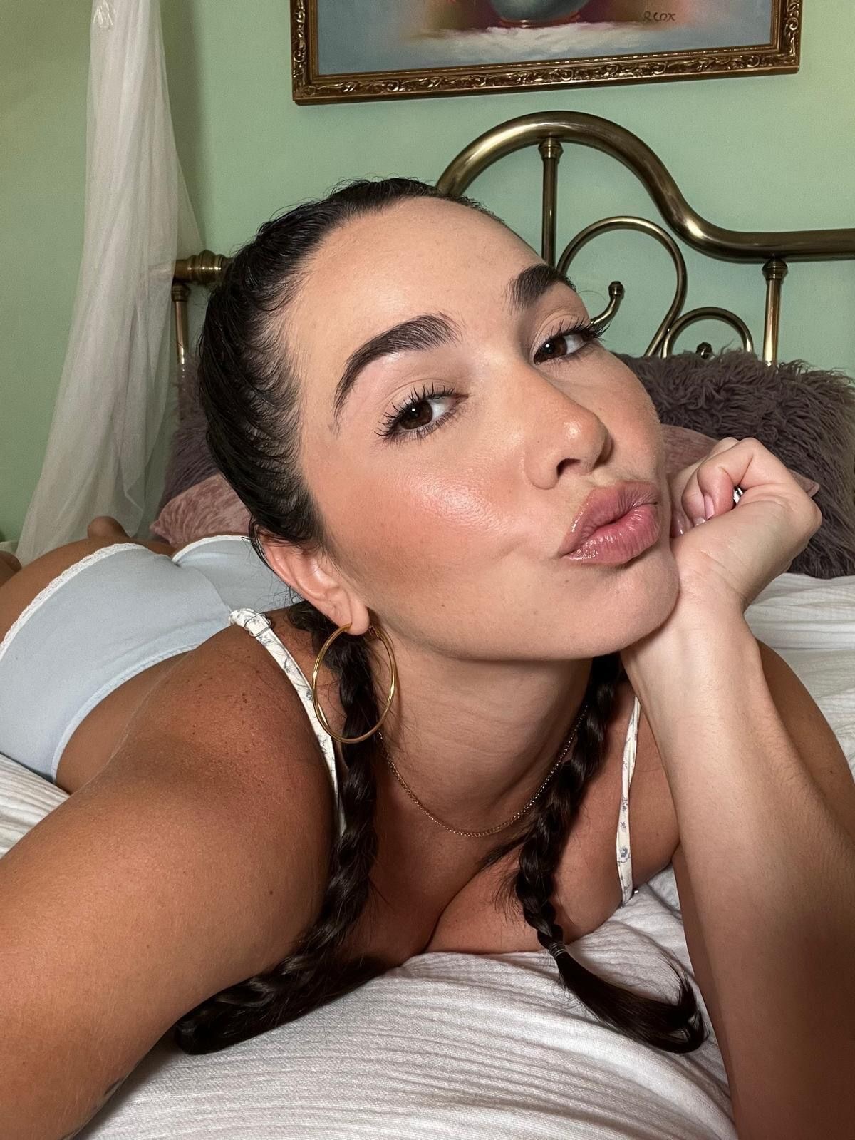 clarawilliamss092 from US