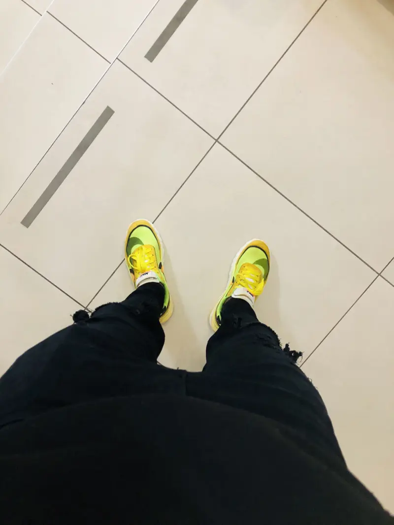 clintonkmk08 (18) male from NA - sexting partner