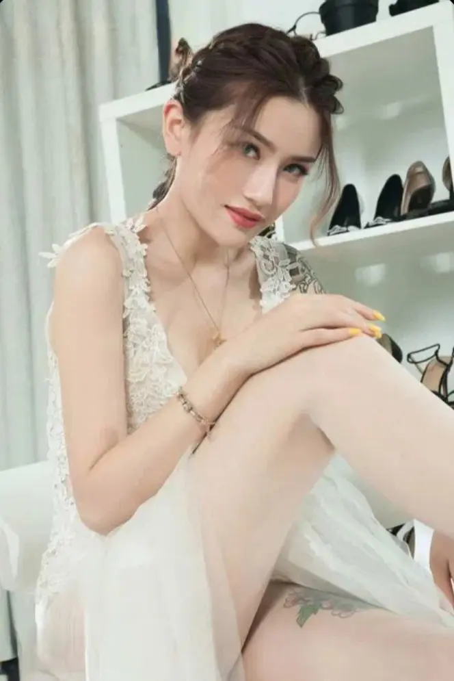 cososit (18) female from US - sexting partner