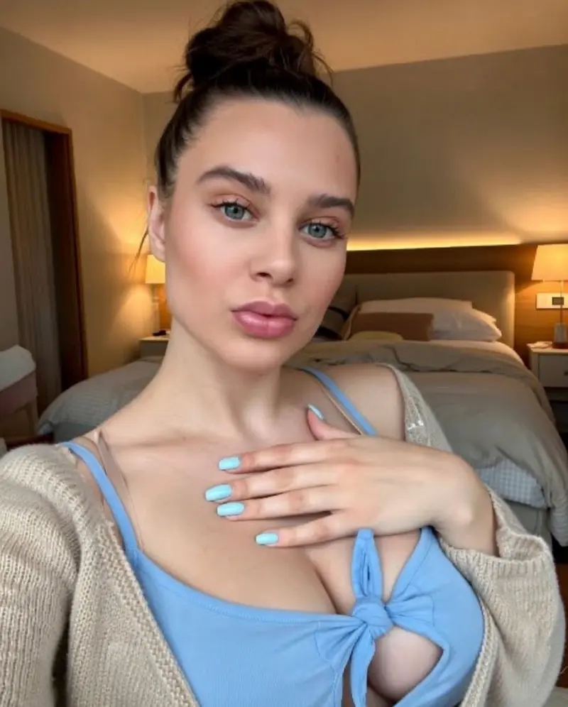 cotabiy419 (26) female from US - sexting partner