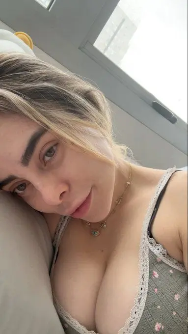 cynthiahalena2 (28) female from US - sexting partner