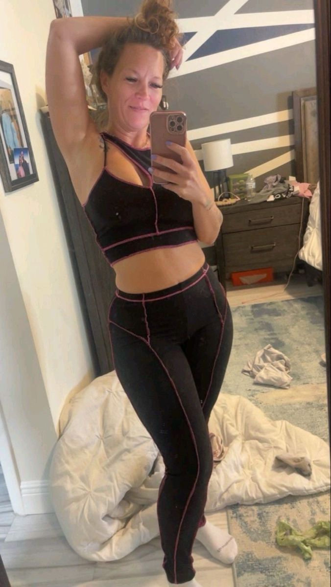 cynthialeanne48 from US