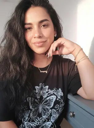 dahiruqa (18) female from GB - sexting partner