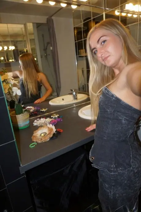 dapape1799 (18) female from DE - sexting partner