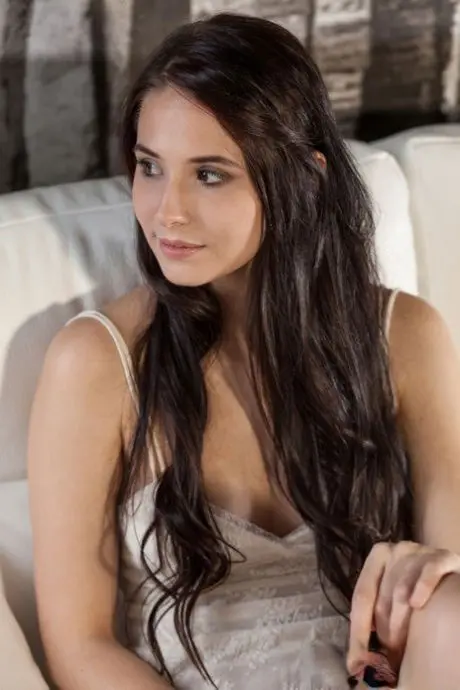 dexona6016 (18) female from GB - sexting partner