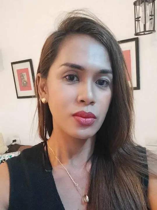 dimovi (18) female from AU - sexting partner