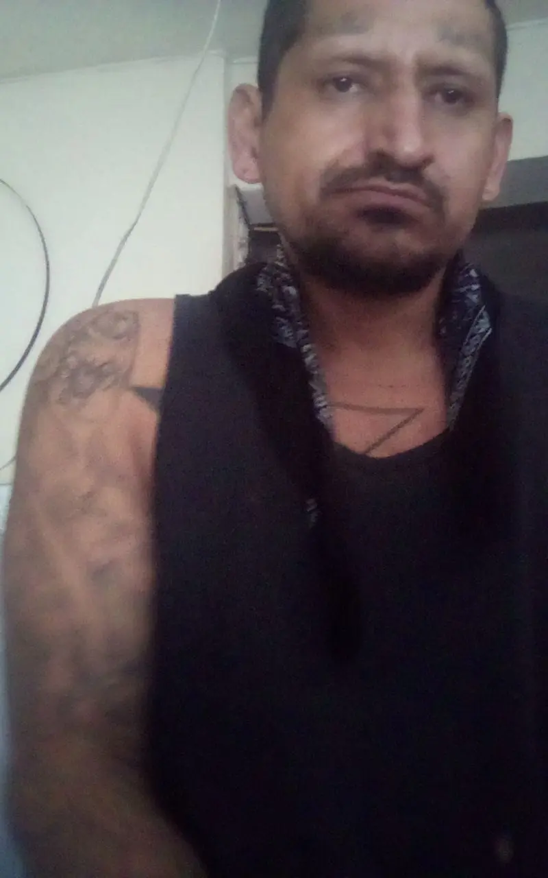 downready (18) male from US - sexting partner