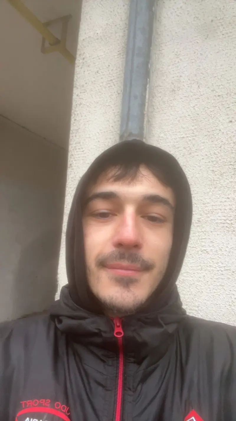 draveniscool2 (18) male from BG - sexting partner