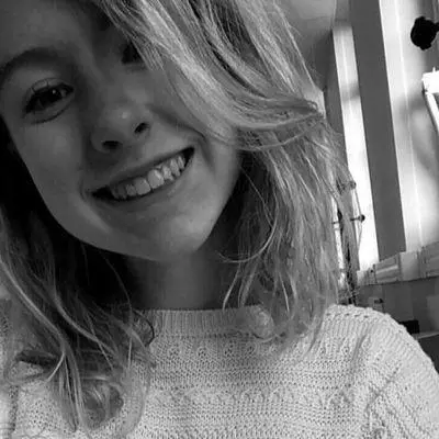 ducyziho (18) female from DE - sexting partner