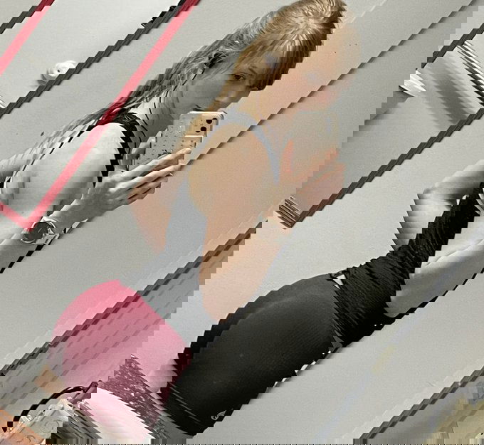 eeeeeeeeeee - United States sexting partner