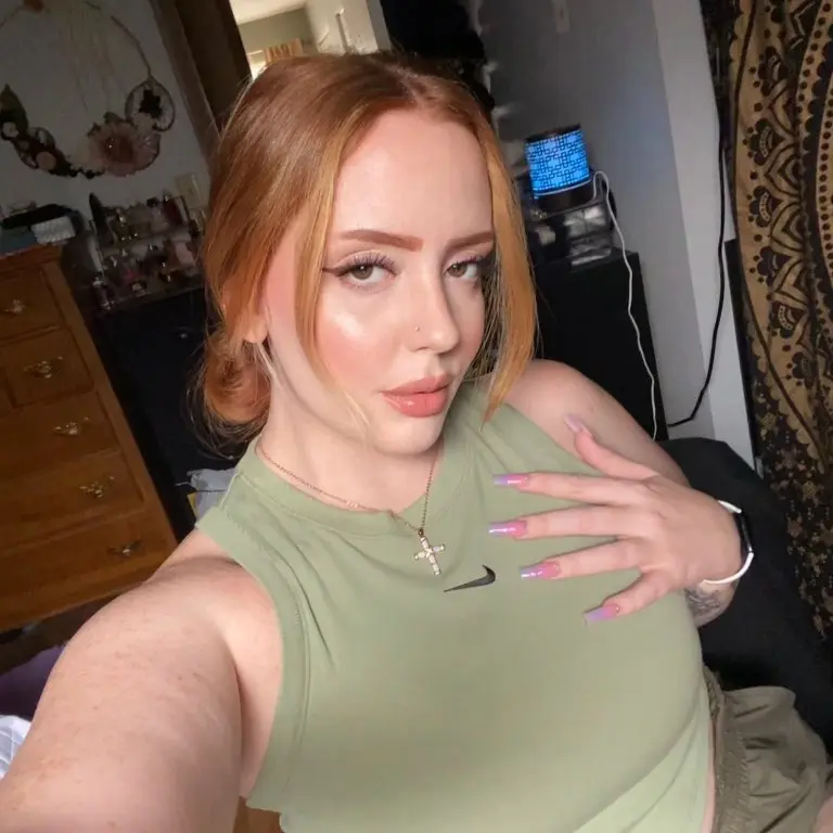 ericacharlotte (18) female from US - similar profile