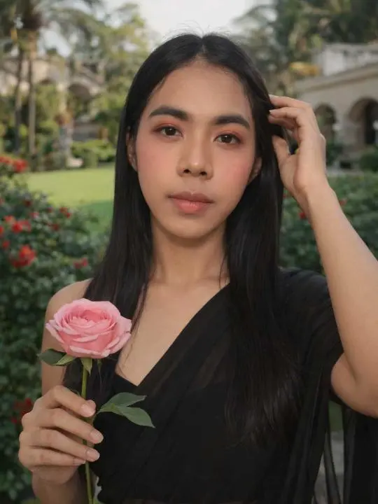 f6q79nyo5h (18) female from US - sexting partner