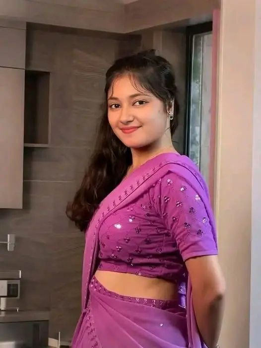 faxeni8766 (25) female from AE - sexting partner