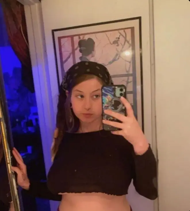 felabeno (18) female from US - sexting partner