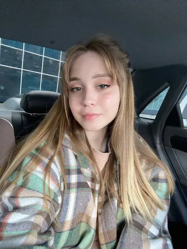 fimigen332 (18) female from RU - sexting partner