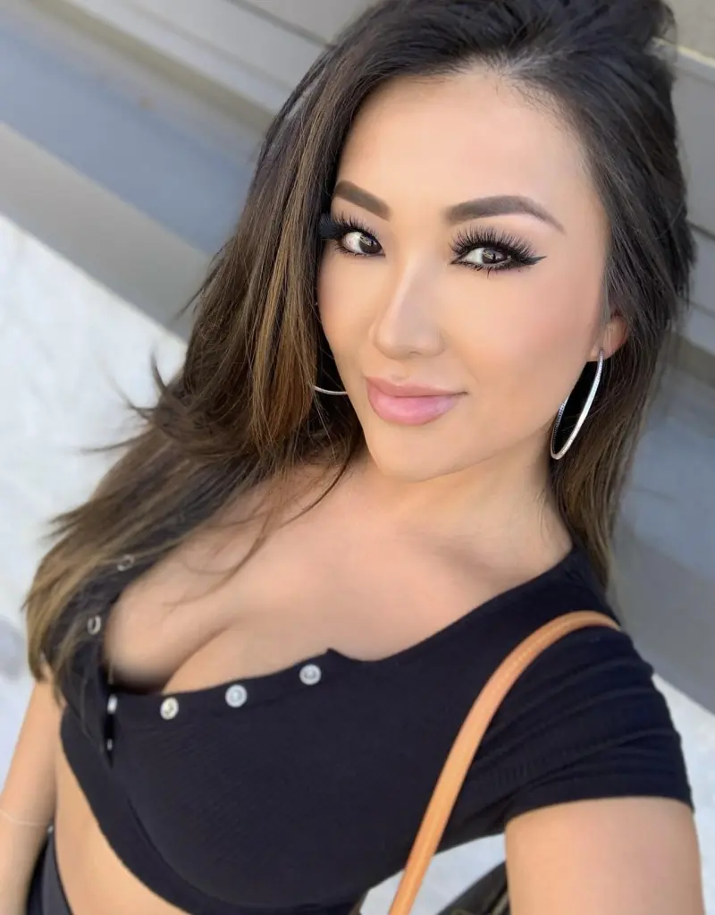 fofox62098 (25) female from US - sexting partner