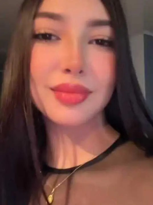 fokumapy (18) female from CH - sexting partner