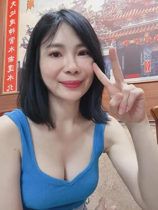 gapilel355 (21) female from DE - sexting partner