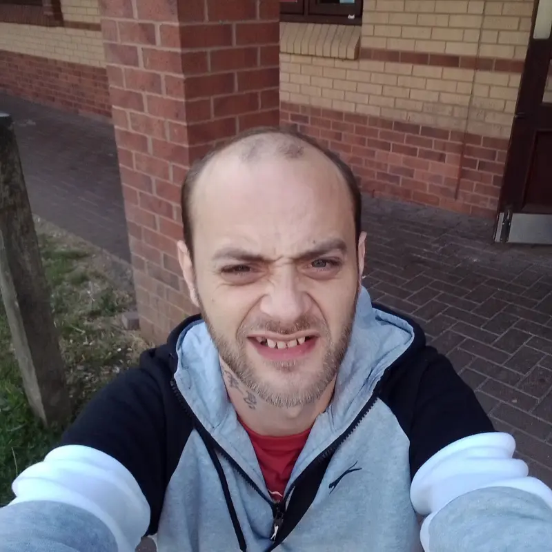 garethdobinson28 from GB