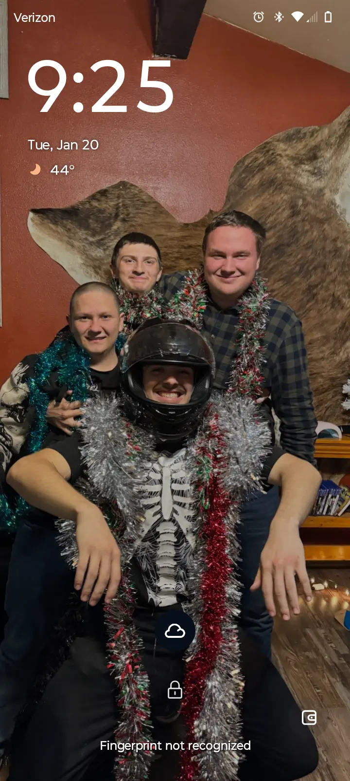 gavinlovett15 (18) male from US - sexting partner