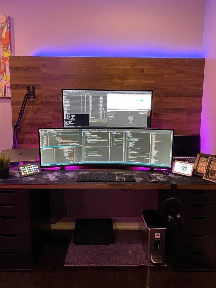 gdksgge662 (18) male from IN - sexting partner