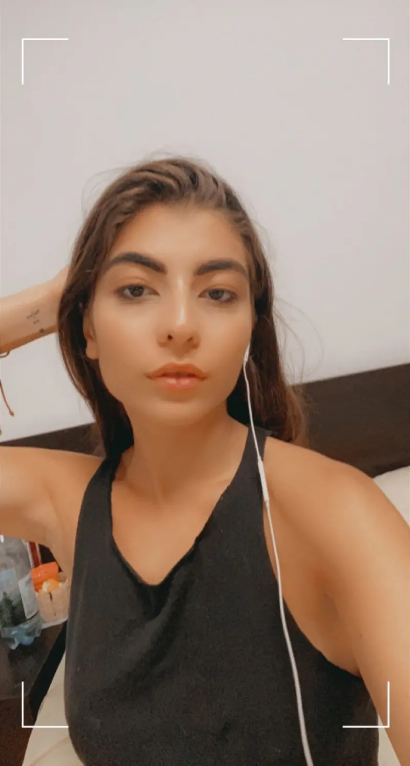 genesa4095 (20) female from EG - sexting partner