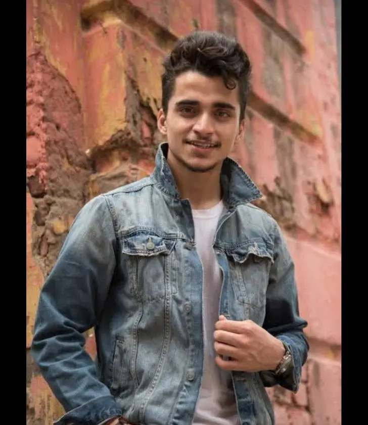 gggdarkwidotax305 (25) male from IN - sexting partner