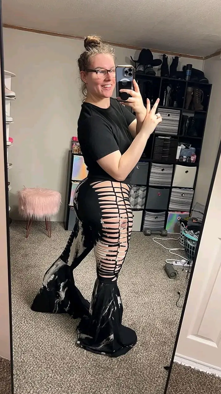 gokag97484 (18) male from US - sexting partner