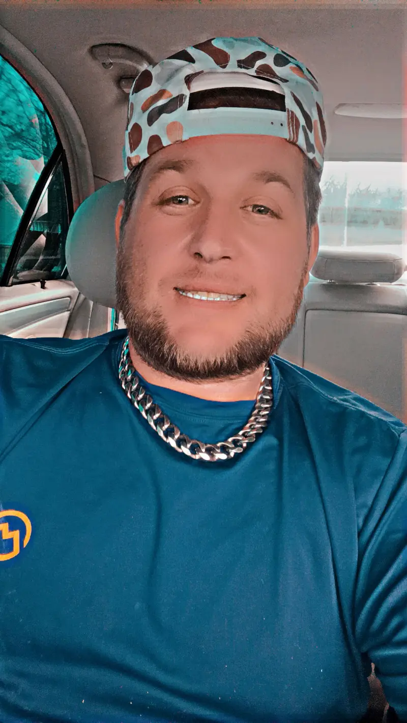 goolesbyray79 from US