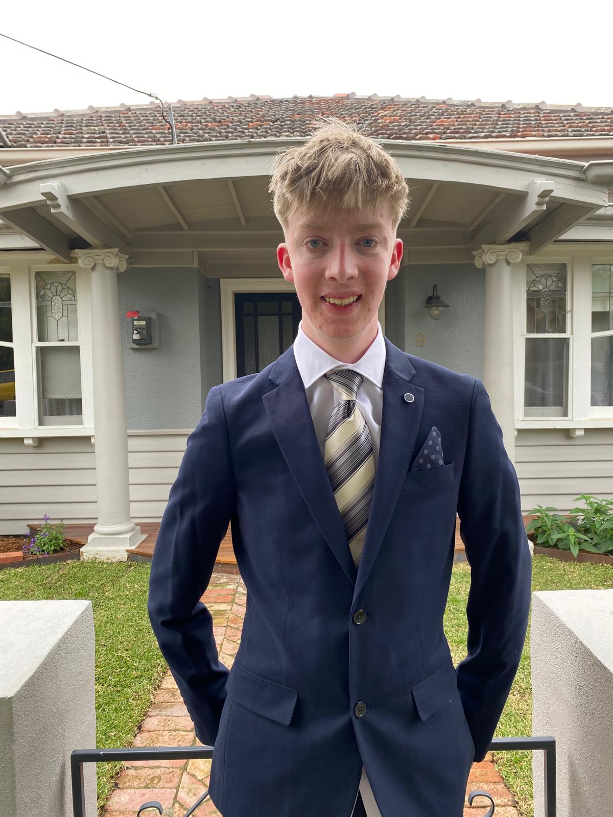 greenchares1254 from AU