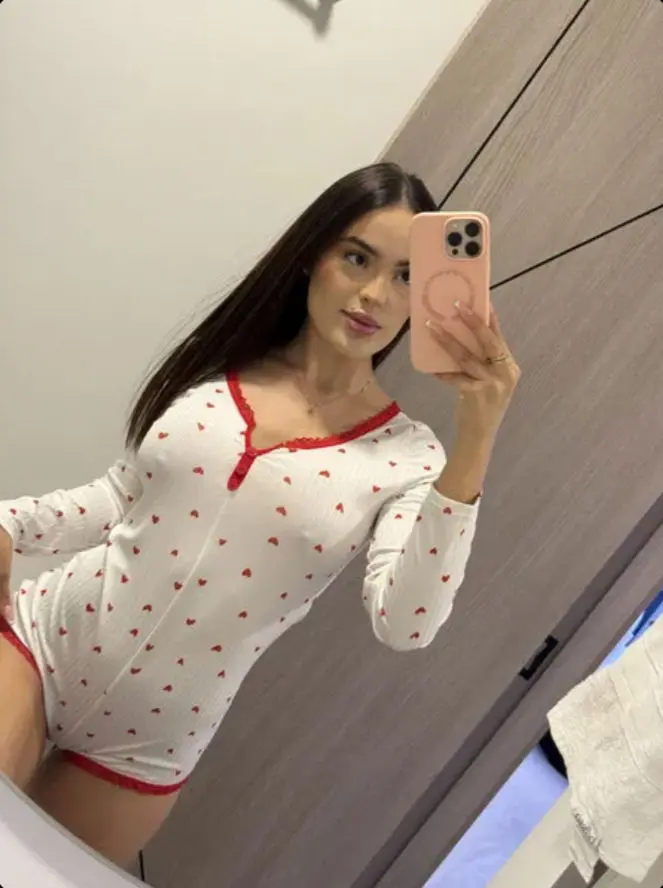 hagebj (18) female from US - sexting partner