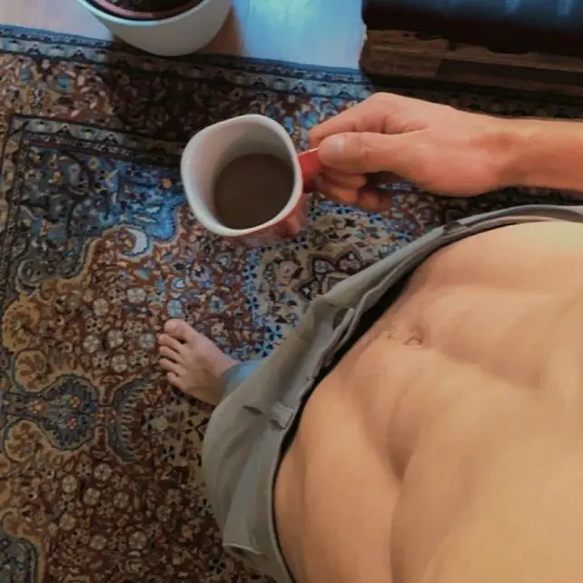 hamikarimi7 (19) male from DE - sexting partner