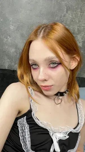 helatov763 (25) female from GB - sexting partner