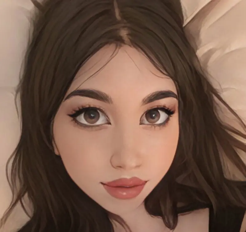 hiboy53565 (18) female from GB - sexting partner