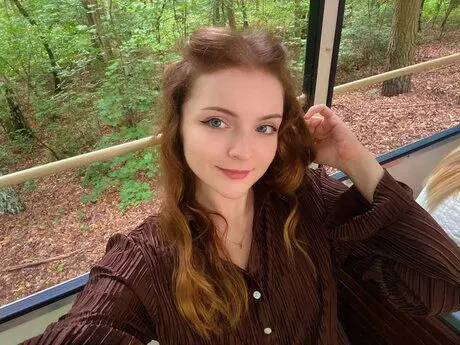 hilir24670 (25) female from CA - sexting partner