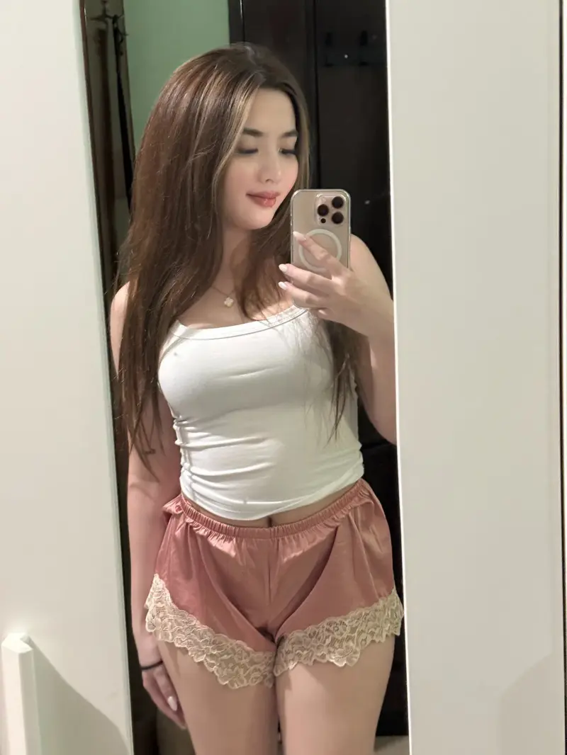 hisino6874 (18) female from GB - sexting partner
