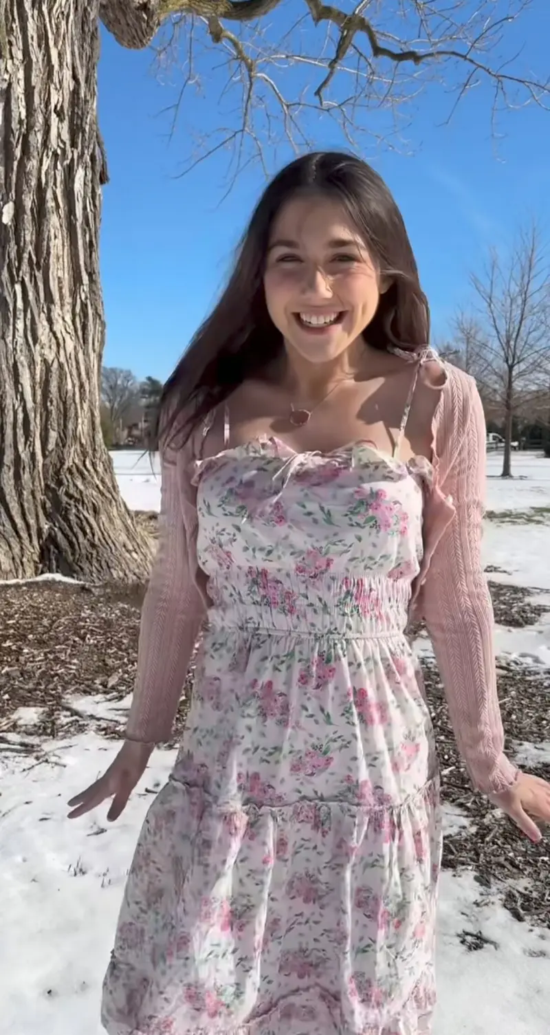 hjbvkop (21) female from US - sexting partner