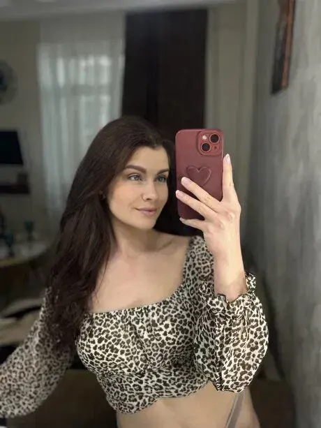 hogejaf642 (22) female from FI - sexting partner