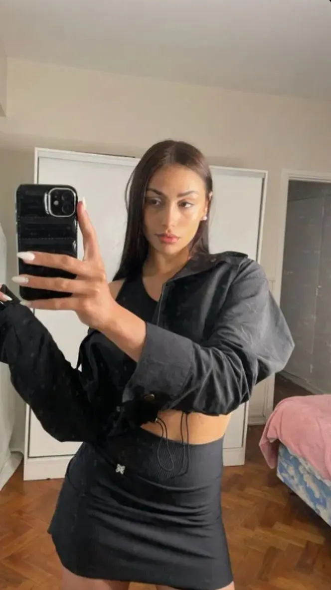 hopohey (23) female from US - sexting partner