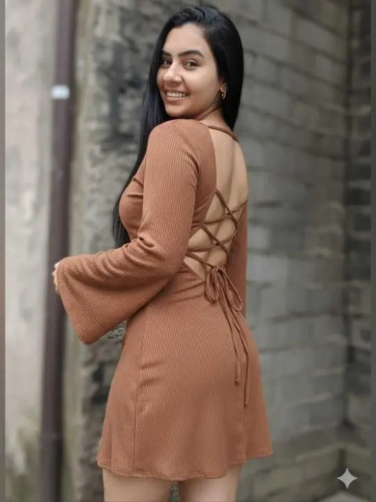 hoqasise (18) female from CH - sexting partner