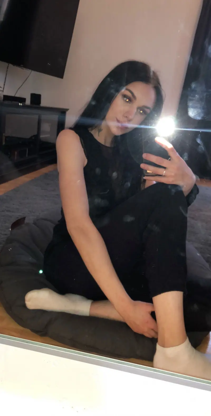 hotexy965 (18) female from CA - sexting partner