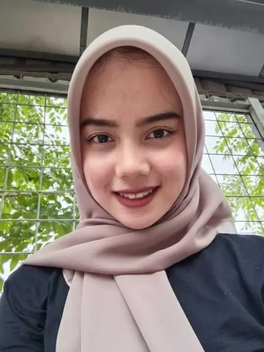 hwenkse (24) female from DK - sexting partner