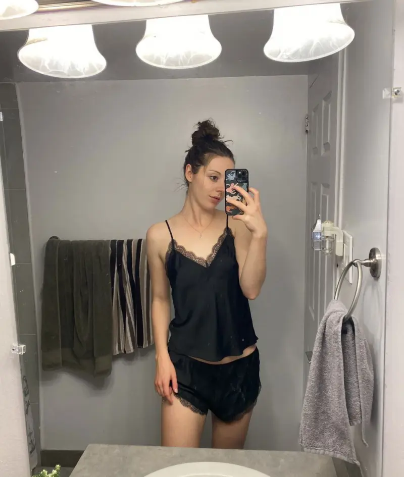 inkpardot (21) female from US - sexting partner