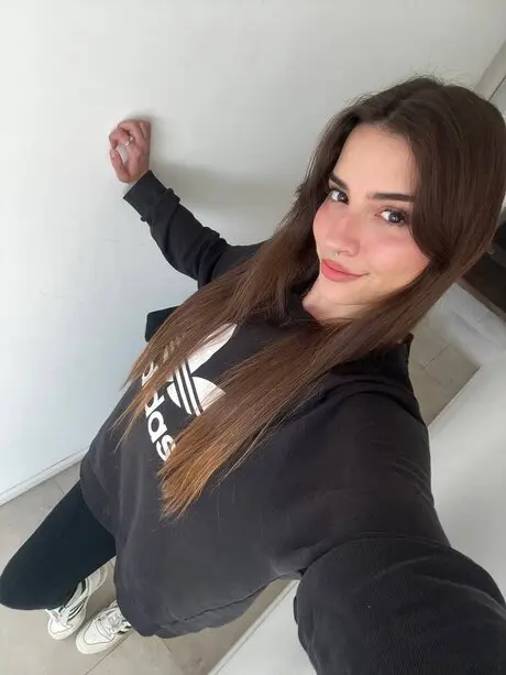 jesan23720 (25) female from GB - sexting partner